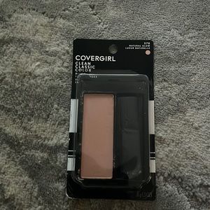 NWT Covergirl Clean Classic Blush 570 Natural Glow